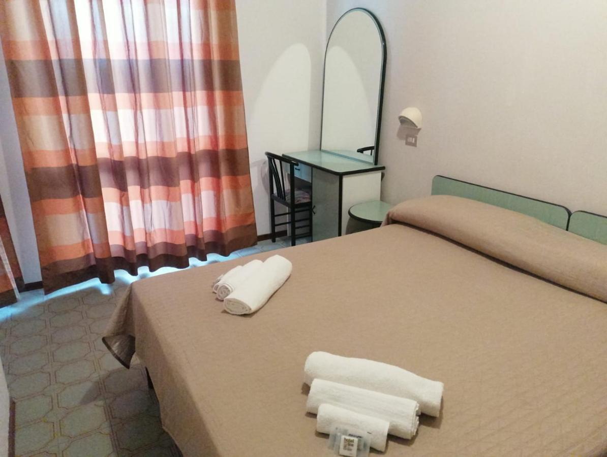 Hotel Magriv ริมินี ภายนอก รูปภาพ